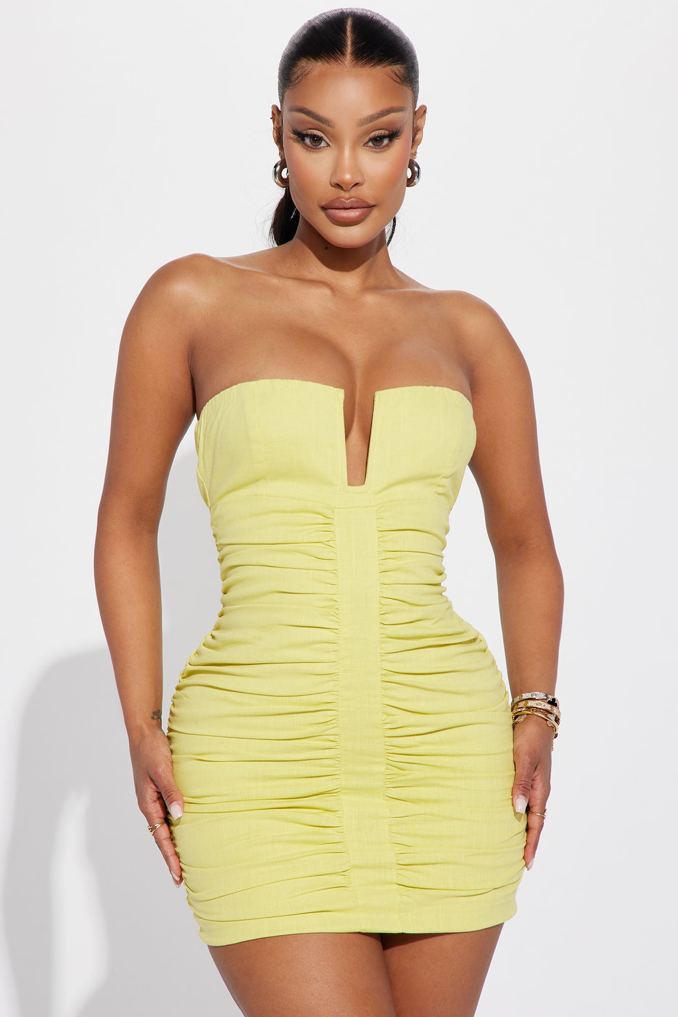 yellow strapless dress